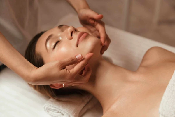 Réflexologie faciale à Bordeaux